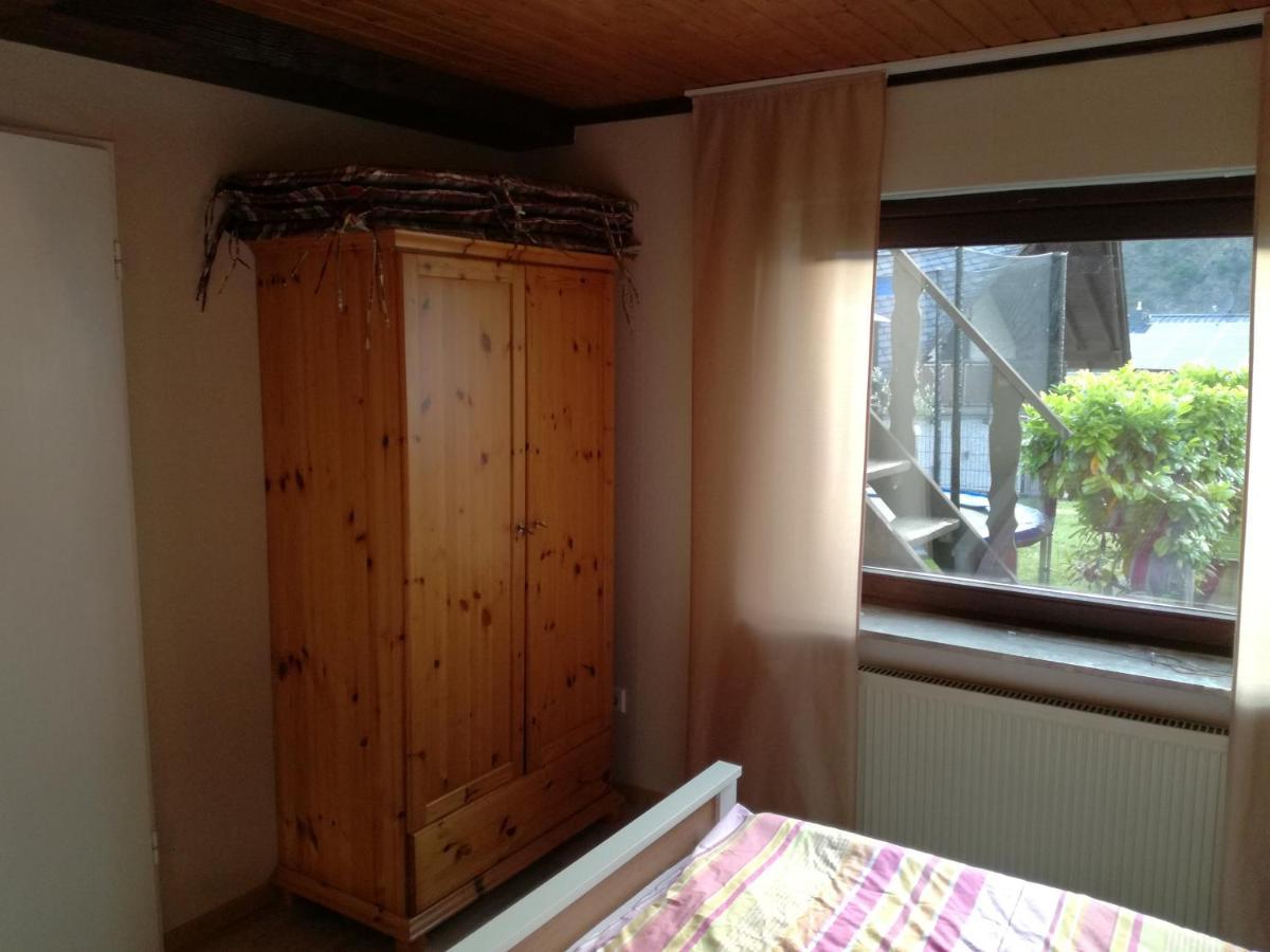 Ferienwohnung Edi Fischer Oberfell ภายนอก รูปภาพ